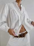 2025 New Top Lady Autumn Lazy Wind French V Lace Lantern Sleeve Design Shirt 68HZ