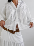 2025 New Top Lady Autumn Lazy Wind French V Lace Lantern Sleeve Design Shirt 68HZ